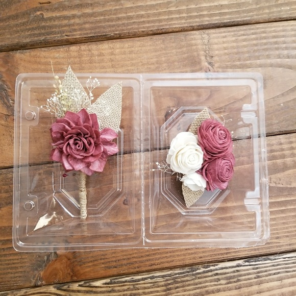 Prom Corsage and Boutonniere Set - Picture 5 of 5